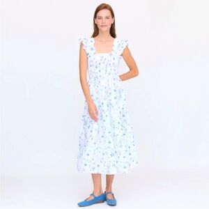 Hill House Ellie Nap Dress in blue botanical. Excellent used condition. Like new